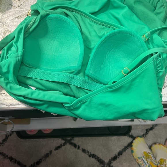 Time and Tru Emerald One-Shoulder Swimsuit - Picture 7 of 8